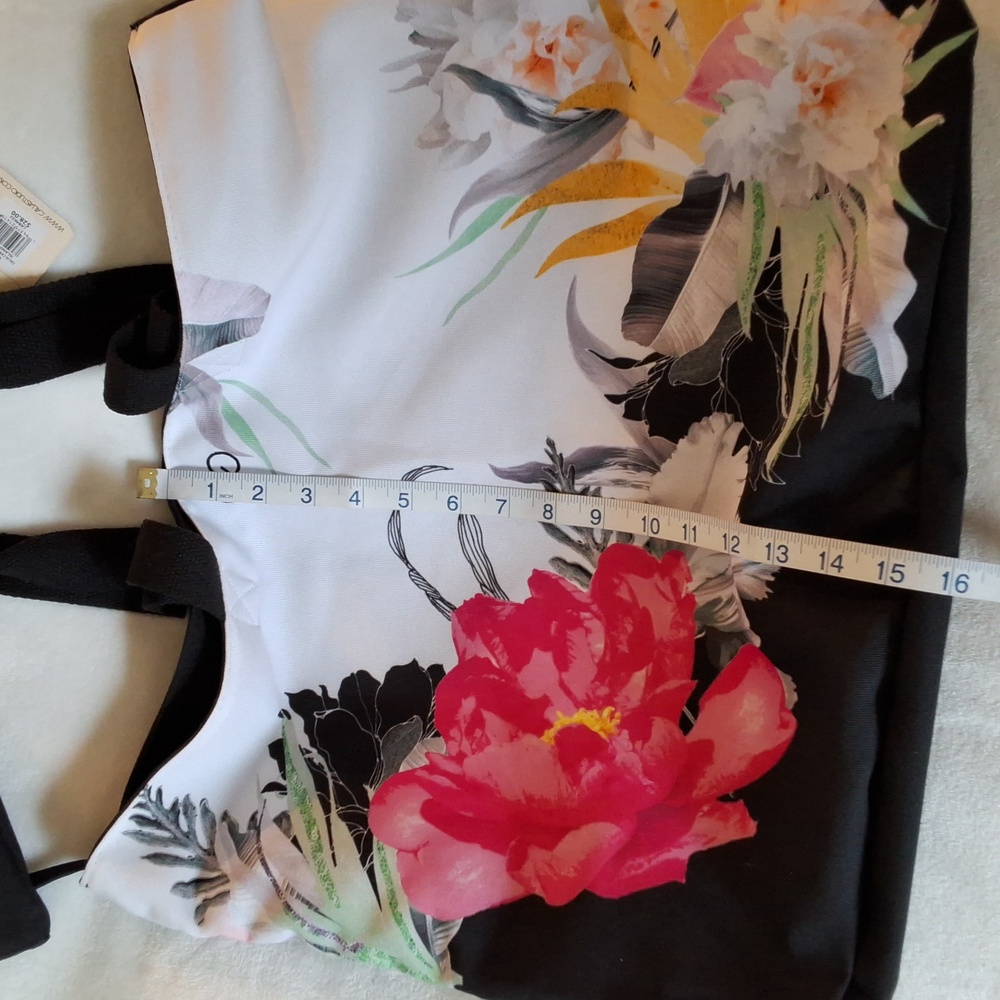 Calia by Carrie Underwood Canvas Swim Tote NWT! - Picture 10 of 11